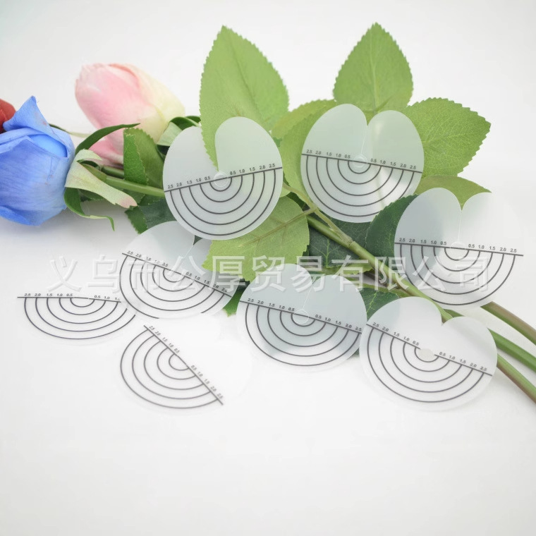 Защитный щиток для волос 30 см прозрачный с масштабом