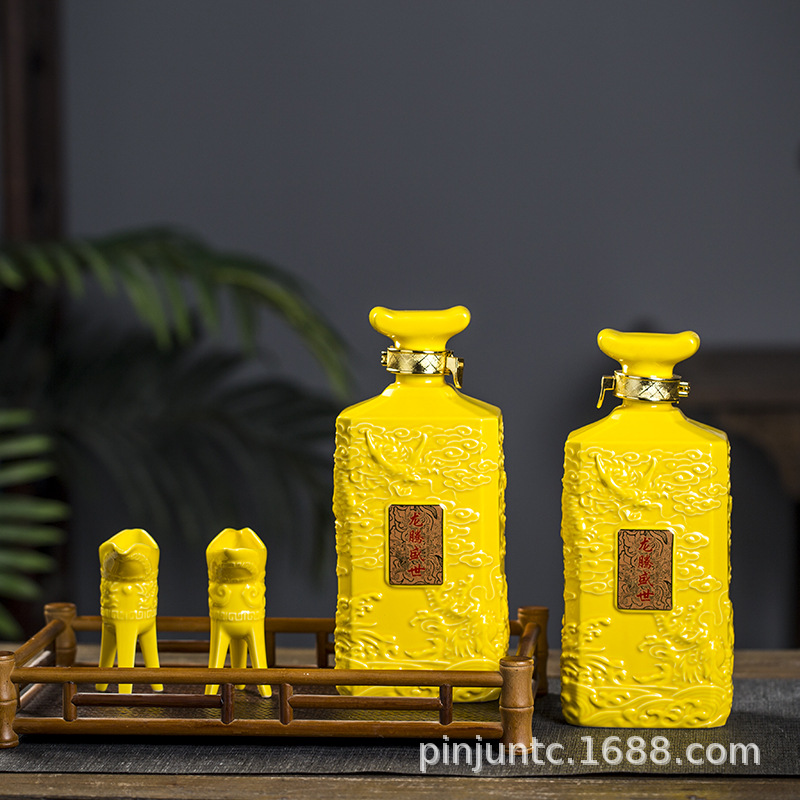 Jingdezhen Ceramic Dragon-Fluttering-In-The-Sky Wine Bottle, Empty Liquor Bottle, Sealed High-End Wine Cup, Wine Jug, Ceramic Wine Bottle