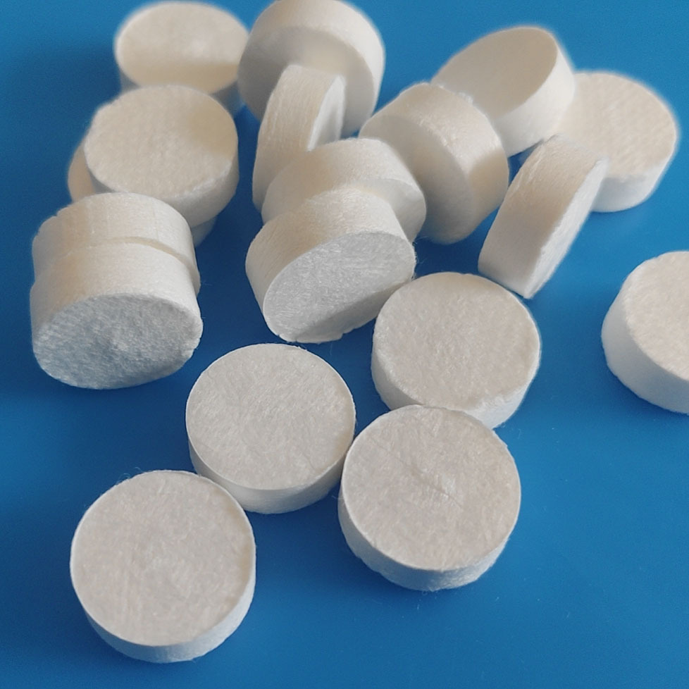 Одноразовое сжатое полотенце в виде конфеты, очищающее полотенце, маленькое квадратное полотенце, портативное гостиничное полотенце для лица