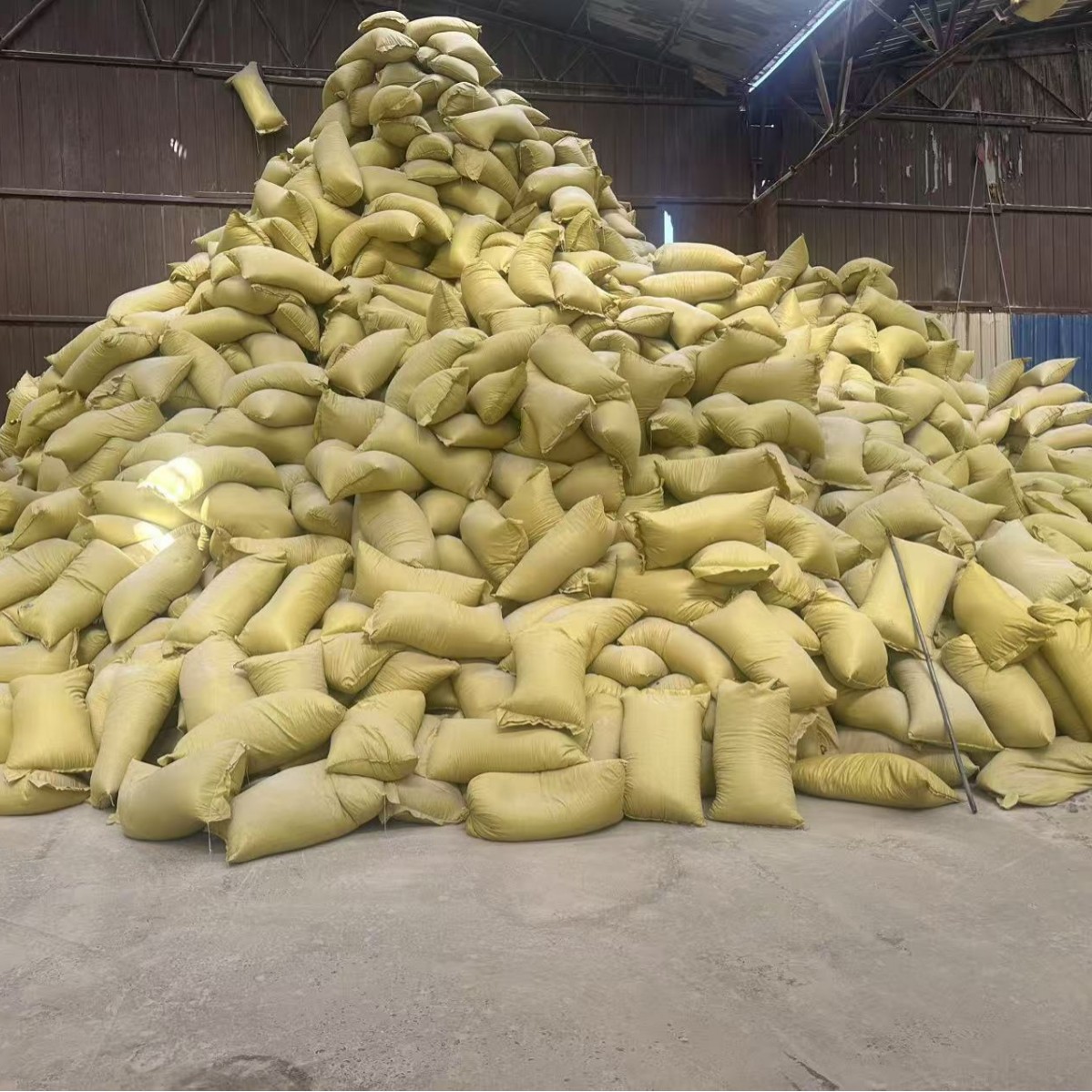 Pearlite Particle Manufacturers Direct Sales of Breathable Original Building-Specific Perlite Insulation for Construction