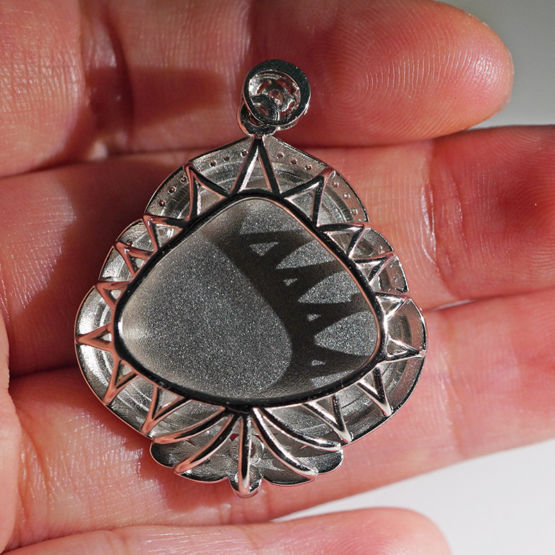 Platinum Pt950 Cultivated Diamond Jade Smiling Buddha Inlaid Full Diamond Pendant