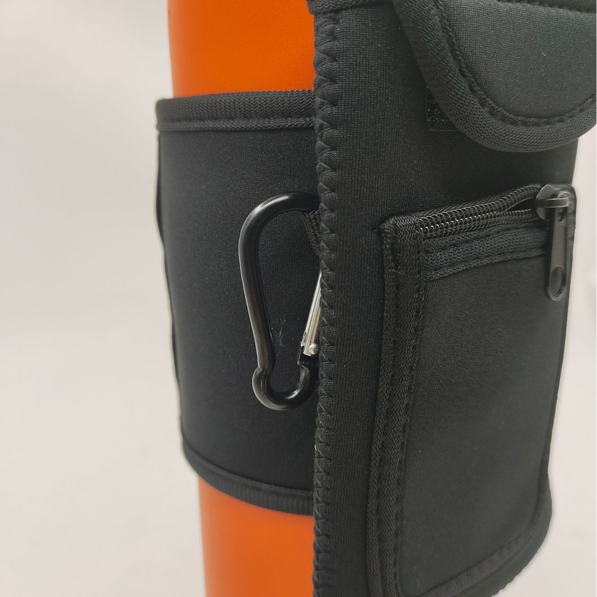 Cross-Border Amazon Best-Selling Gym Magnetic Water Cup Bag New Strong Magnetic Yoga Running Water Bottle Shoulder Bag