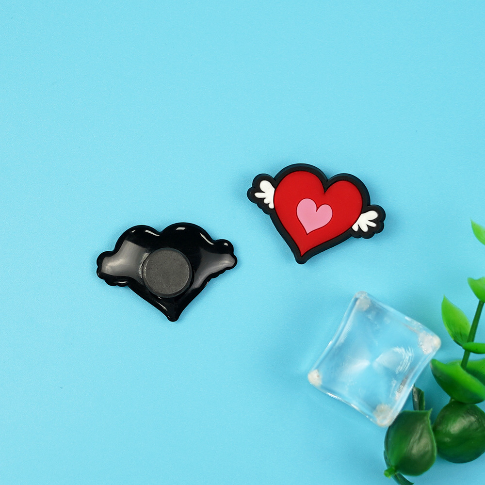 Factory specializes in creative love shape refrigerator office cute computer stickers accessories