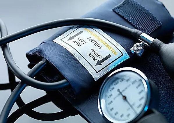 Foreign trade domestic sales wholesale retail blood pressure strap stethoscope blood pressure meter sphygmomanometer suit cross-border e-commerce