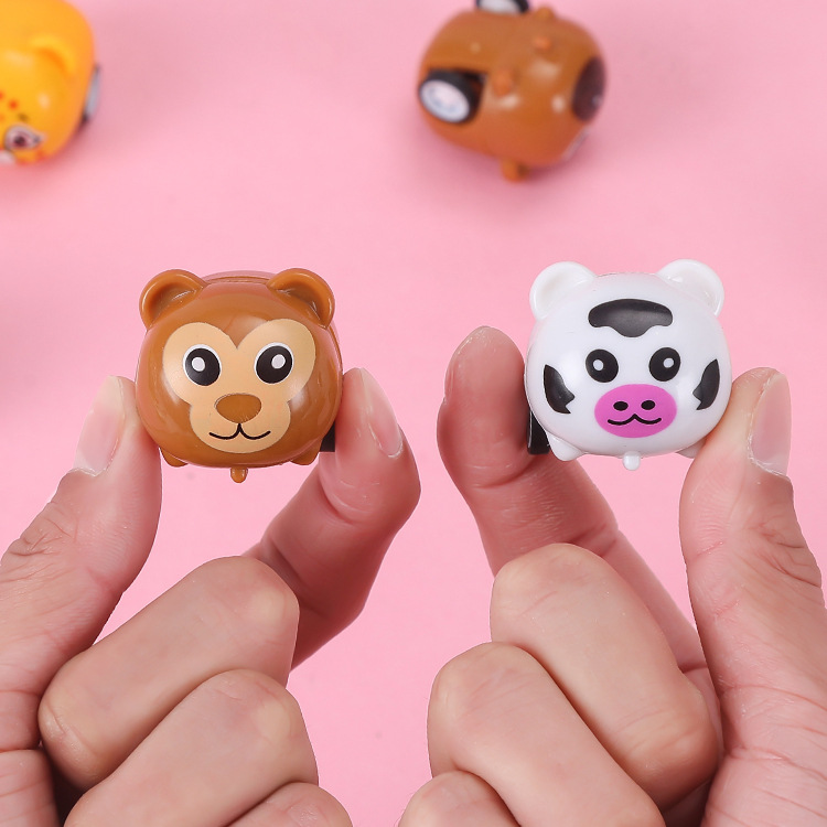 Cute pet back car cartoon animal back car cute fun pet small flying car gift children's educational toys wholesale