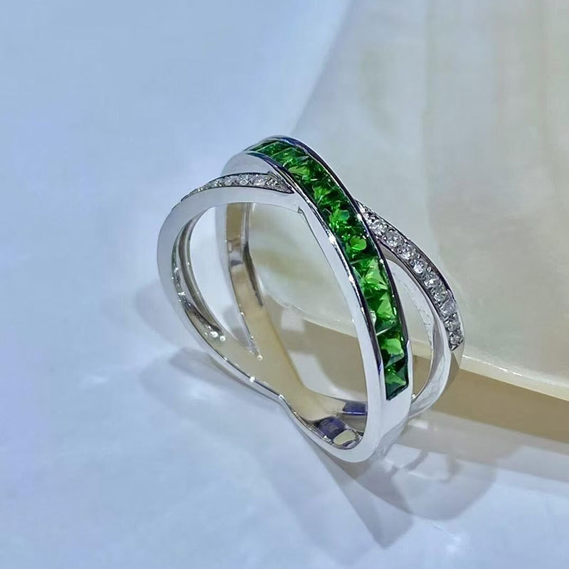 Кольцо из платины Pt950 с крестом, инкрустированное лабораторно вырощенным алмазом и зеленым камнем цаворитом для женщин
