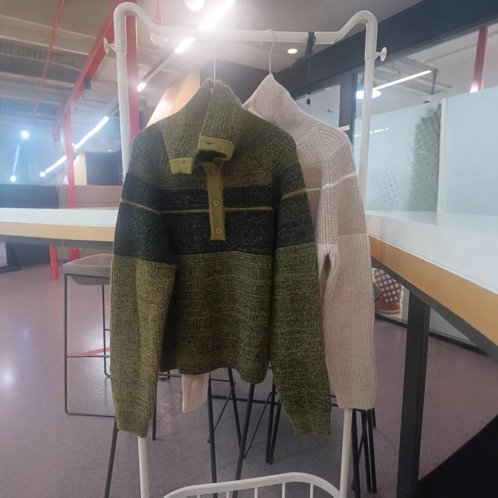 Небольшая Партия Индивидуализации, Обработка Женской Одежды и Индивидуальная, Вязание Свитеров, Создание Шаблонов по Чертежам, Индивидуальная Фабрика