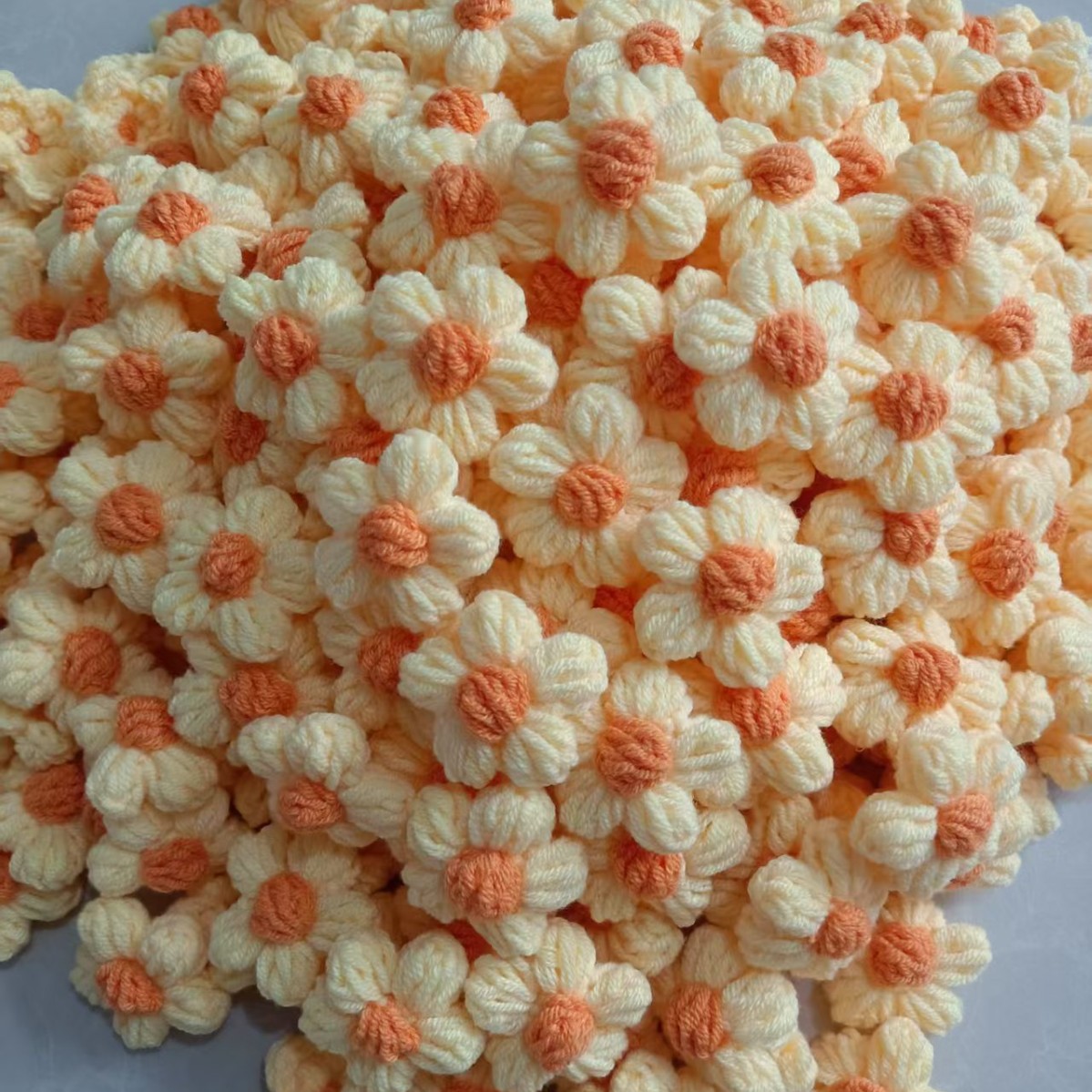 Spot Handmade Crochet Puff Flower Wool Flower DIY Hairpin Jewelry Accessories Corsage Bag Clothing Accessories Flower