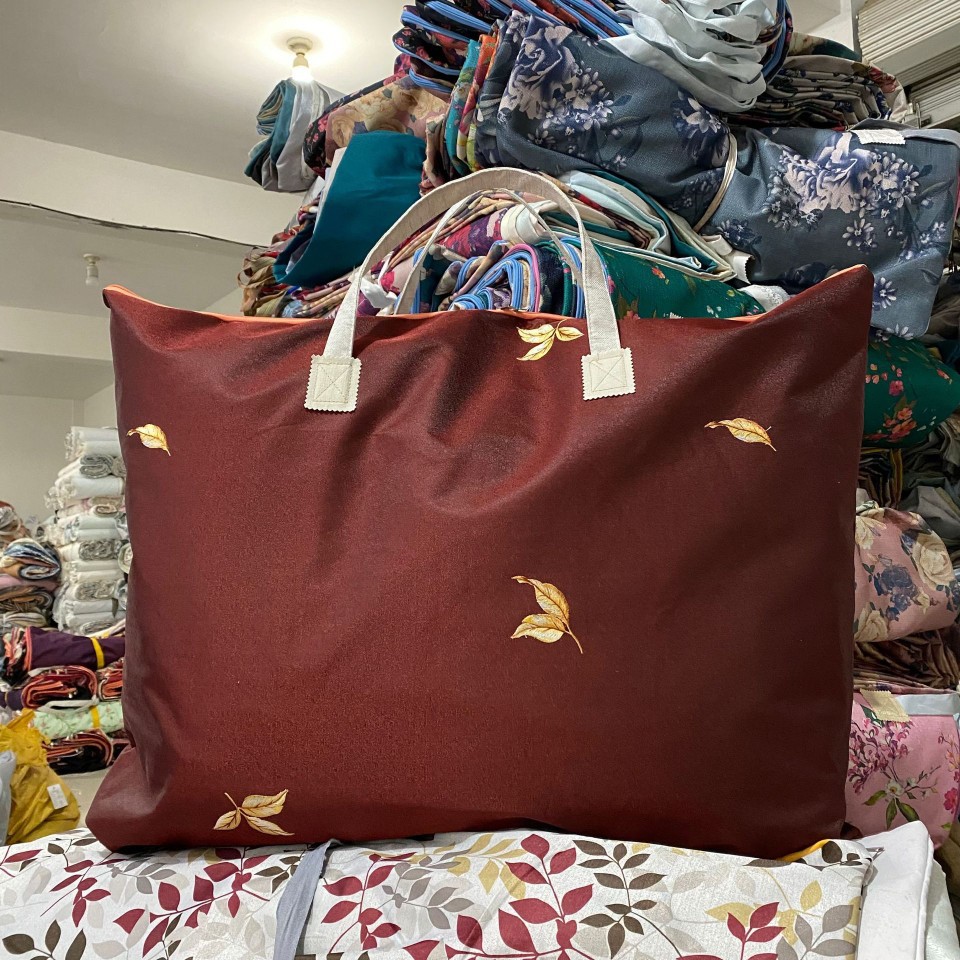 Storage bag 10 yuan model zipper waterproof storage bag backpack stall storage bag full flower stall