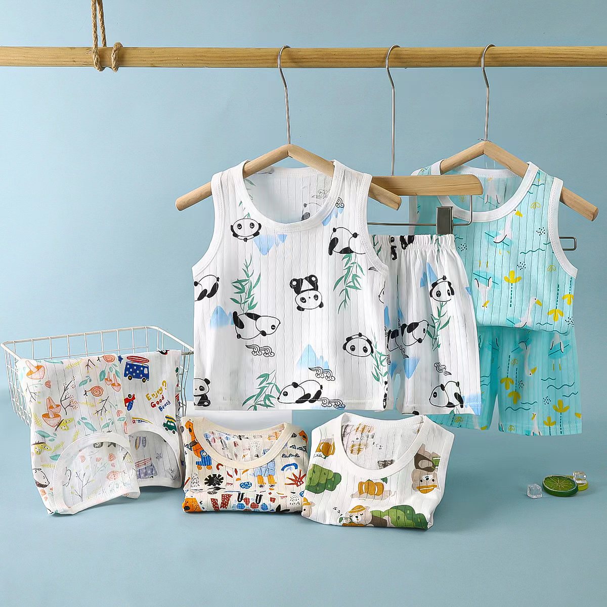 Детский летний жаккардовый хлопковый костюм с шортами, новый стиль для мальчиков и девочек, безрукавный, с мультяшным принтом, дышащая одежда для детей