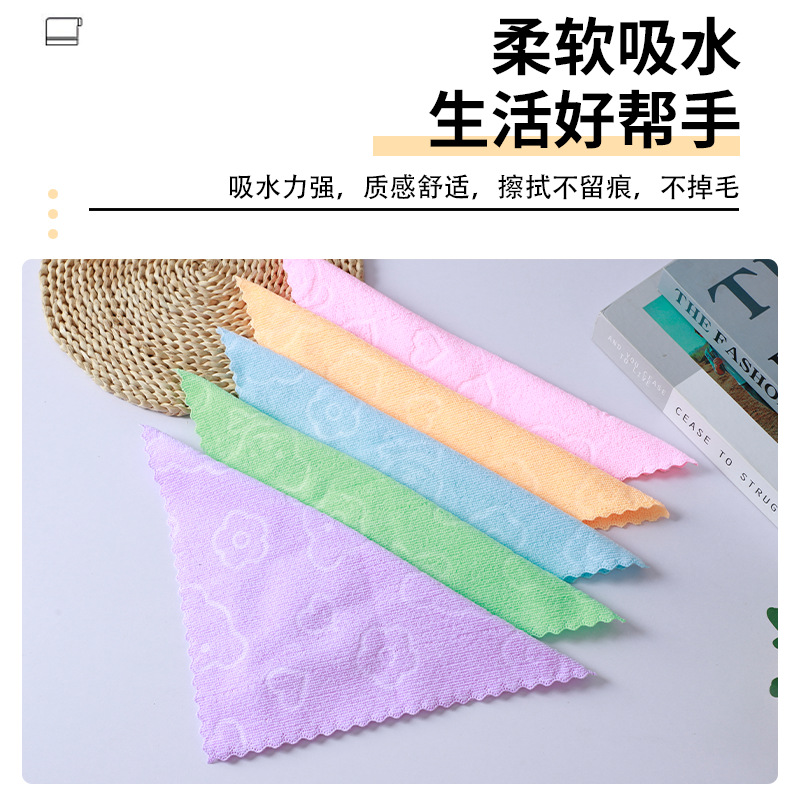 Dropshipping Manufacturer Wholesale Microfiber Small Square Towel Embossed Bear Towel Colorful Warp Knitted Towel Event Gift