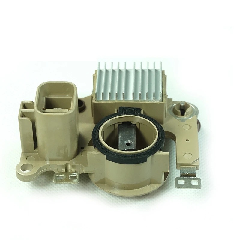 Car regulator suitable for IM832 A866X22272 MD618569 generator electronic regulator