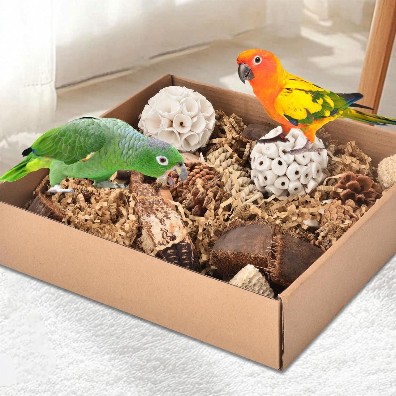 Шарик для жевания из травы для птиц