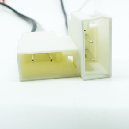 Suitable for 1987-2013 Toyota Horn Cable audio cable speaker is an adapter cable car Horn Cable