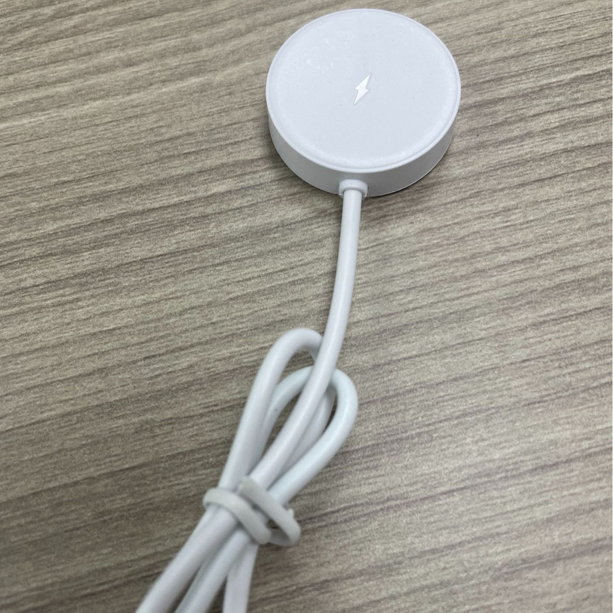 2025 is suitable for the new Huaqiangbei cross-border explosion chattering live selling smart watch wireless charging