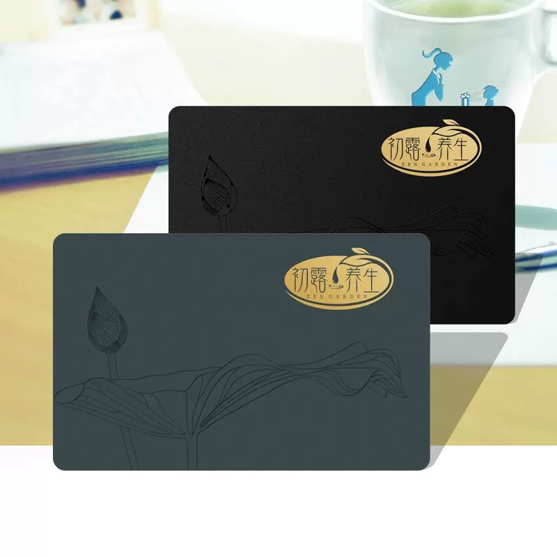 Membership Card Customized Vip Magnetic Stripe Barcode Card Pvc Brushed Silver and Gold Card Printing and Production Scratch Card Vip Card