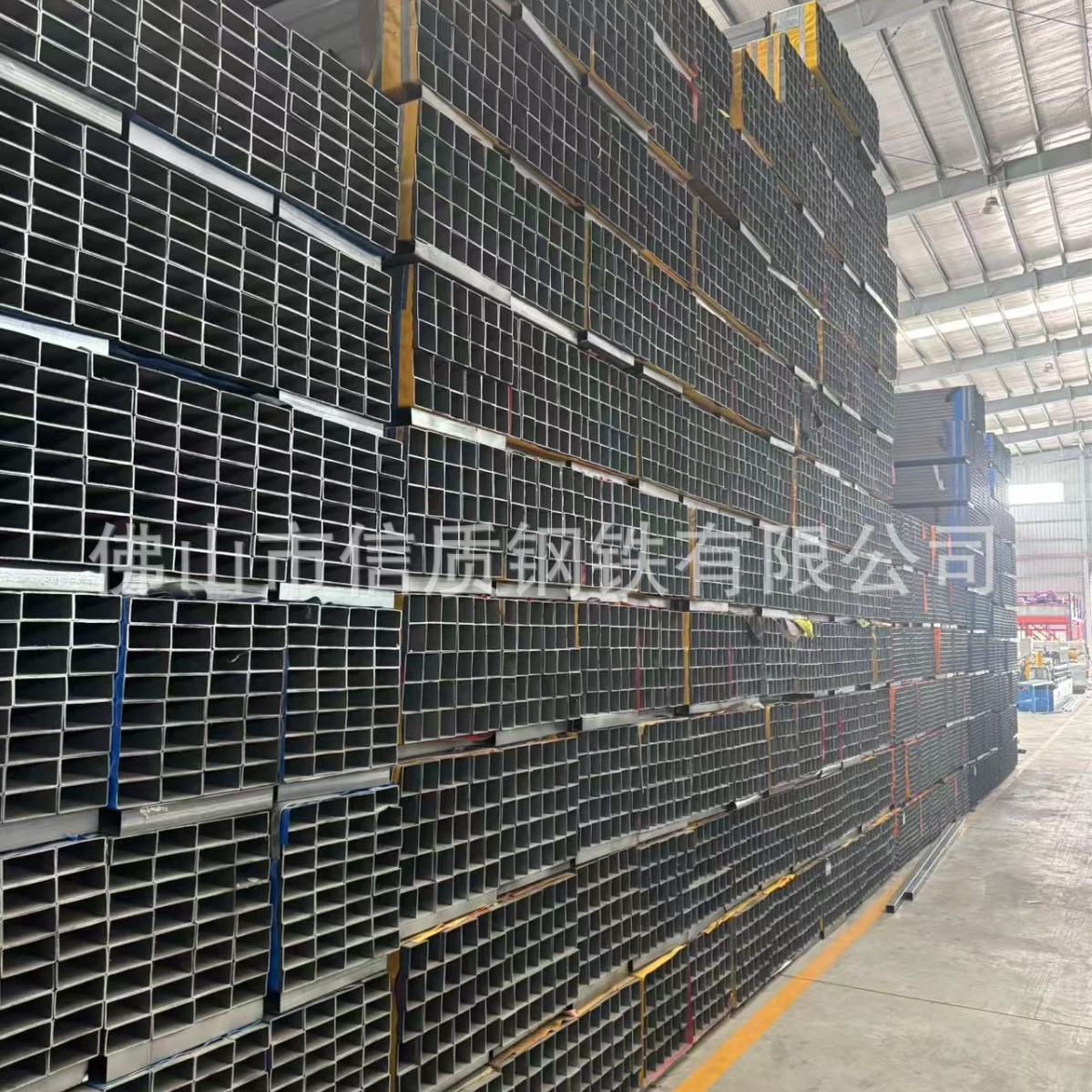 Zinc-Aluminum-Magnesium Square Tube Thin-Walled Industrial and Commercial Photovoltaic Bracket Zinc-Aluminum-Magnesium Square Tube Greenhouse Zinc-Aluminum-Magnesium Square Tube