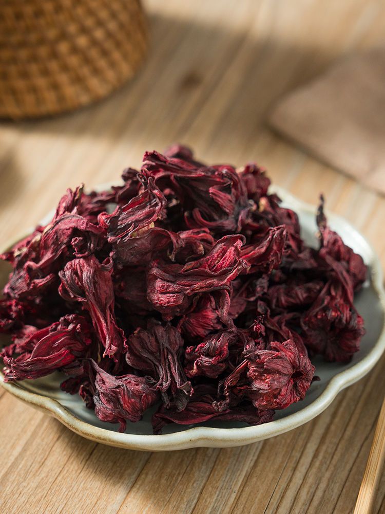 Dried Roselle, Dried Roselle, No Additives, Soaked in Water and Drunk, Whole Flowers, No Saudi Grade Hand-Selected