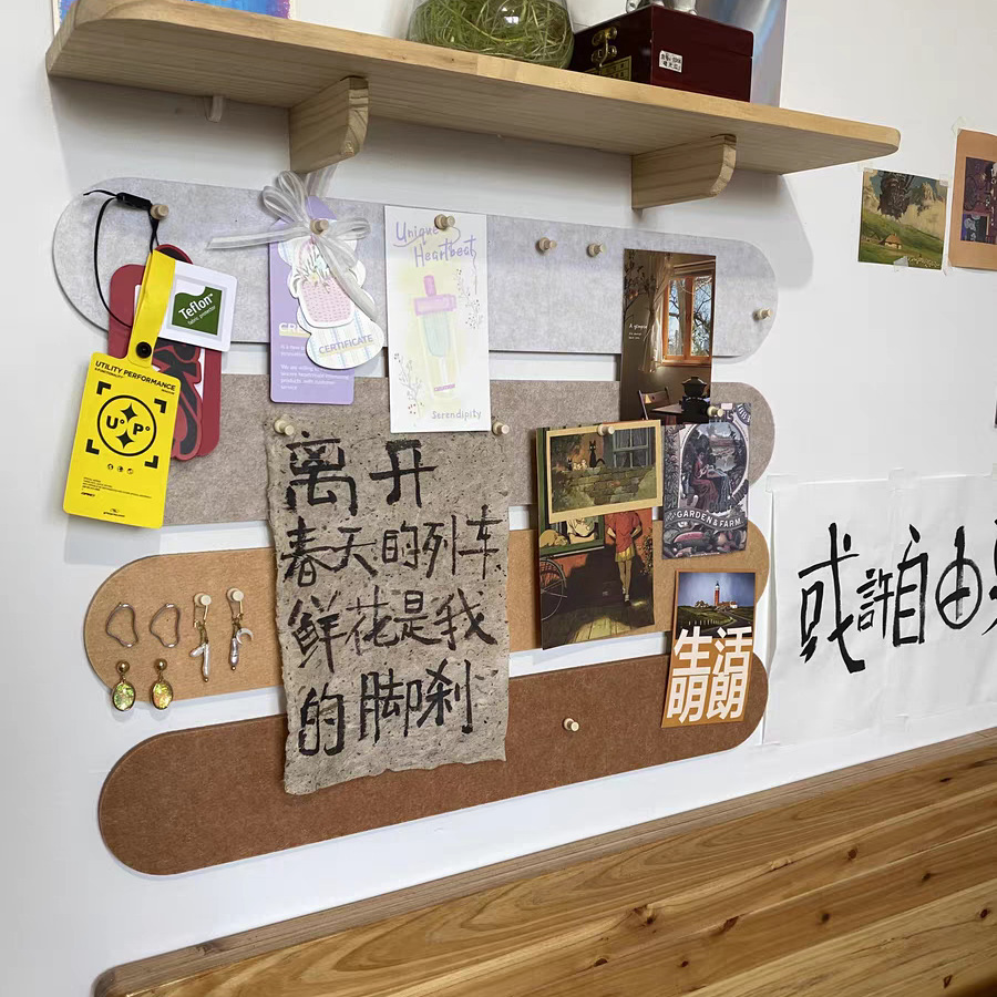 Ins Photo Wall Felt Board Self-Adhesive Polaroid Key Storage Artifact Kindergarten Shop Wall Desktop Decoration