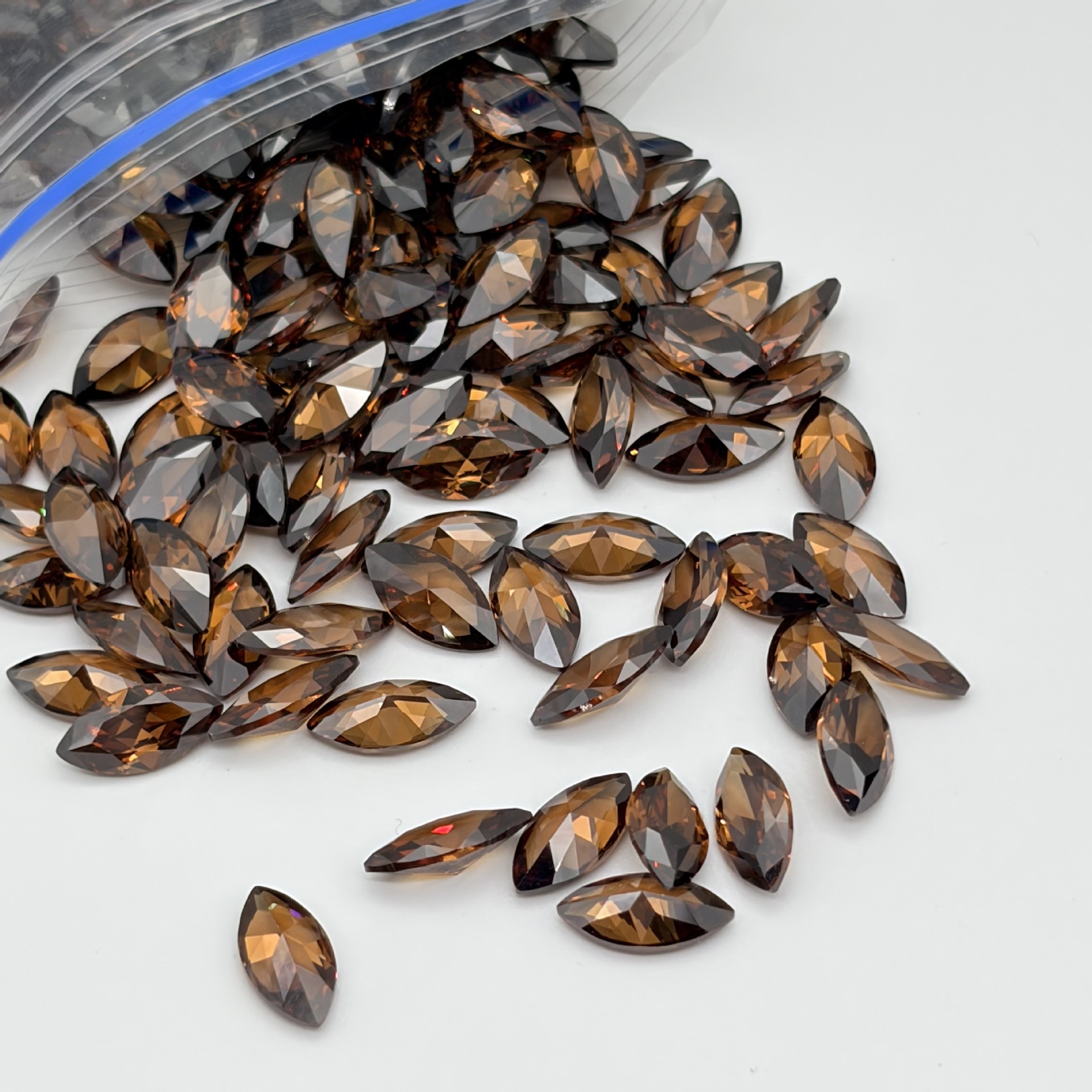 Aaa Colored Leaf-Shaped Marquise Zircon Loose Stone Cz Jewelry Inlay DIY Material