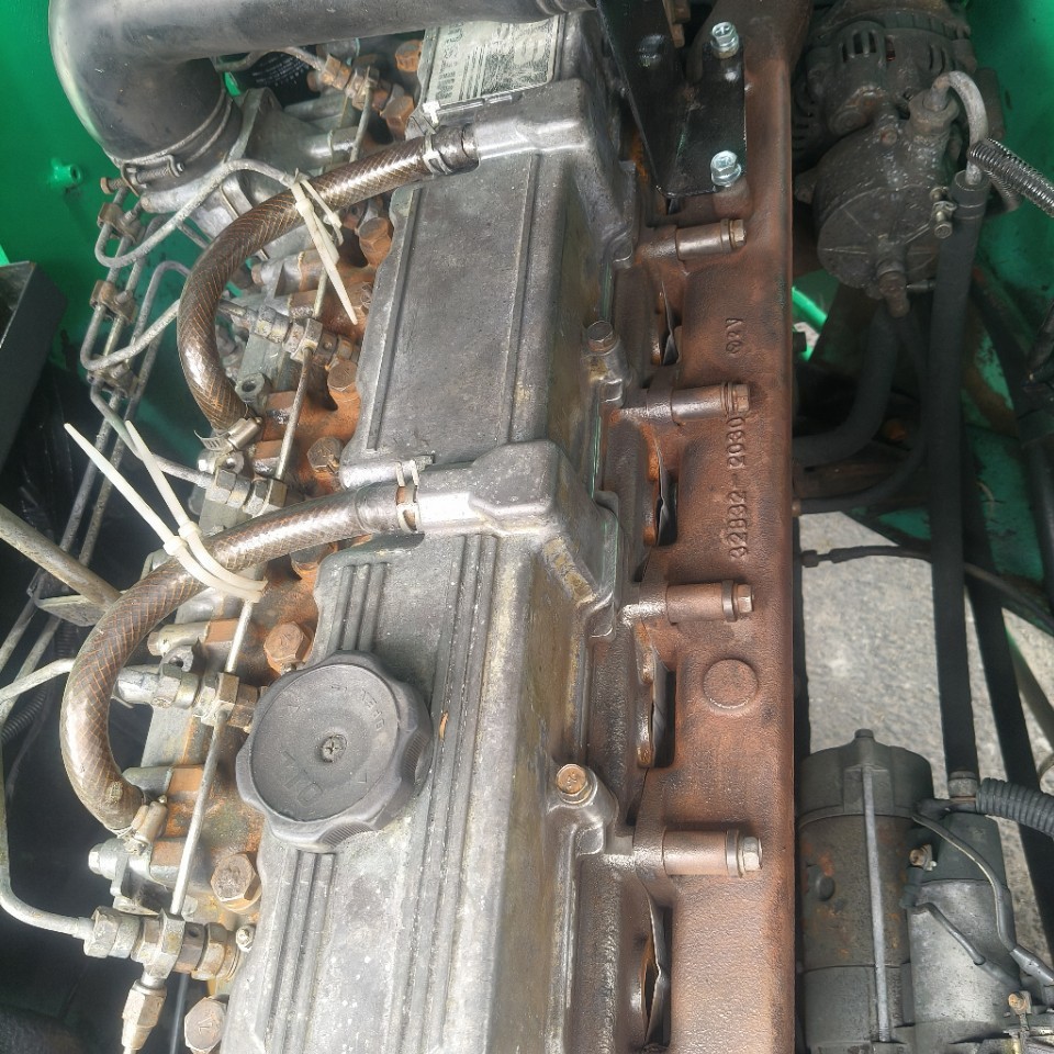 Foreign Trade Direct Sales Japan Mitsubishi 7 Tons Used Forklift Can Export with Adjustable Distance Fork