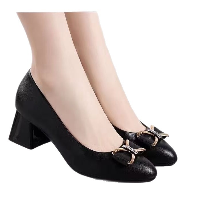 Thick Heel Genuine Leather Shoes for Women 2025 New Medium Heel Versatile Women's Leather Shoes Soft Leather Soft Sole Middle-Aged Mother High Heels