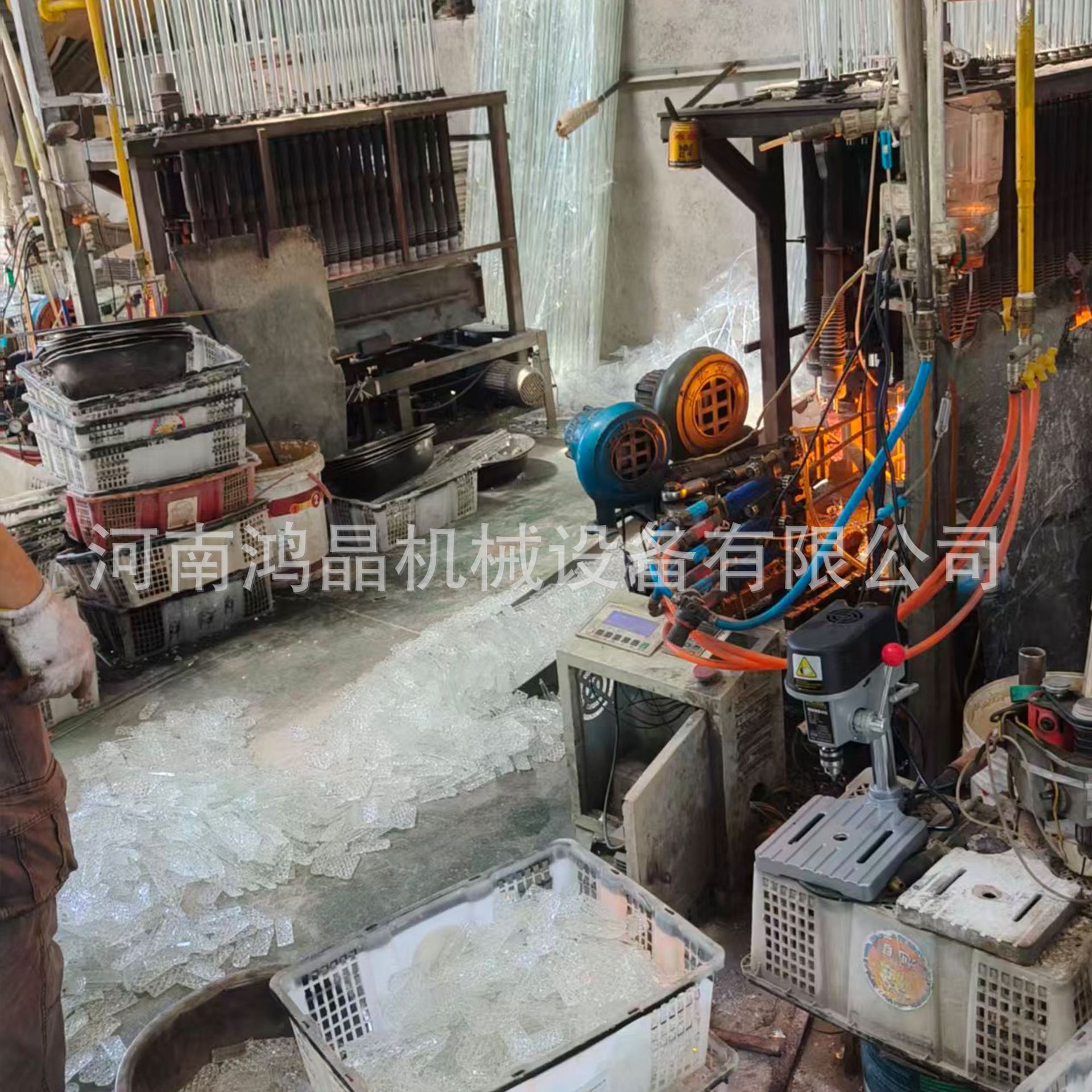 Fully Automatic Crystal Pressing Machine Crystal Glass Machinery Crystal Pressing Strip Making Glass Machinery Mold Making