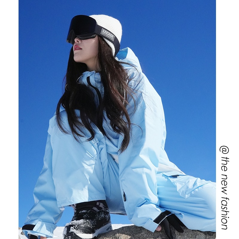 Winter new windproof waterproof two pieces suit ski suit suit couple mountaineering suit warm jacket