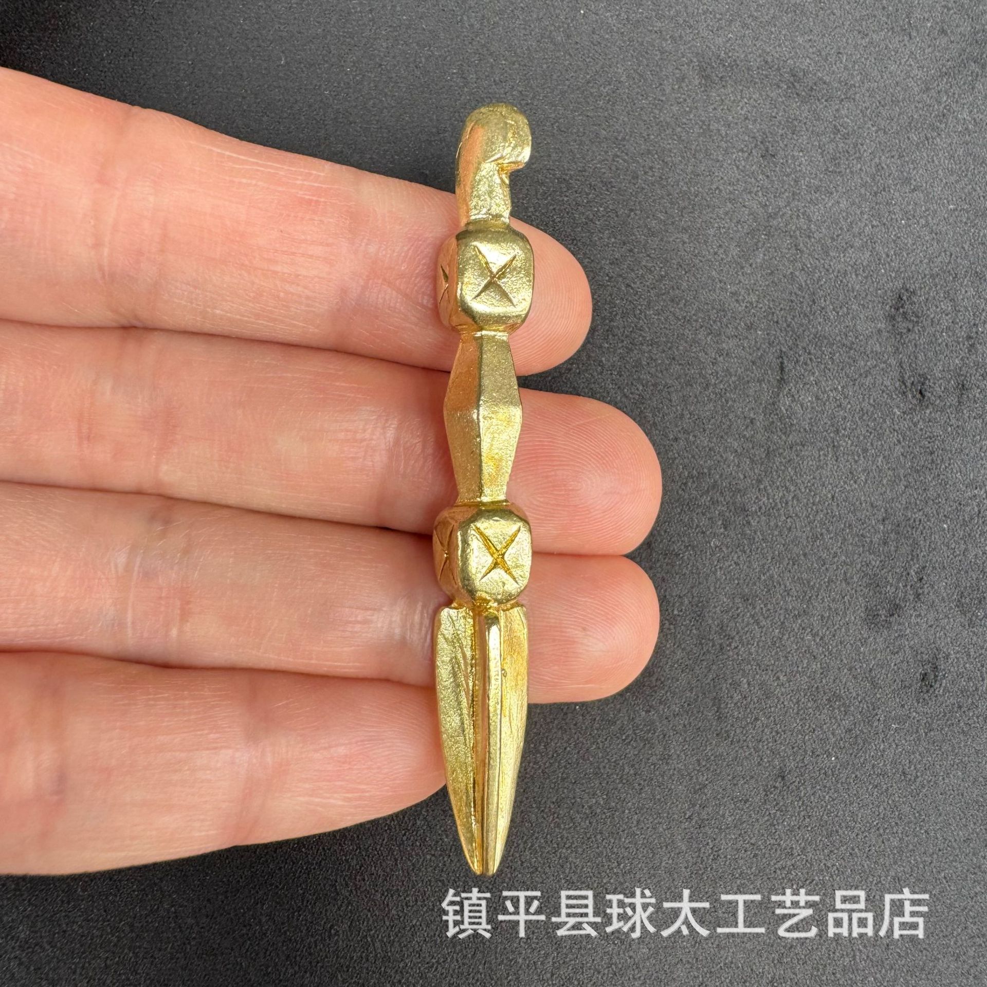 Латунный пестик в форме головы лошади Миньванг