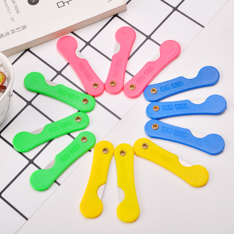 Color Plastic Student Pencil Cutting Knife Art Knife Manual Paper Cutting Knife Film Pocket Knife Unpacking Knife