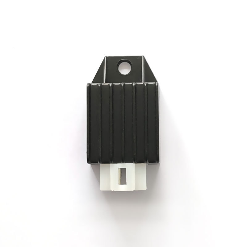Motorcycle rectifier GY6-125 haomai 125 WY-125 12V voltage regulator charging Silicon voltage regulator