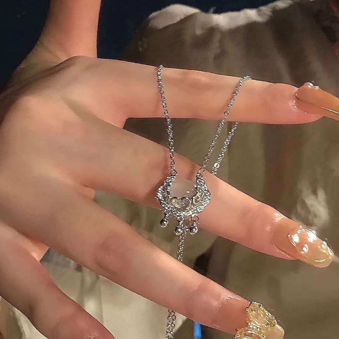 New Guofeng Xiangyun Lock Necklace Ping'an Auspicious High-grade Light Luxury Niche Chinese Design Women's Collarbone Chain