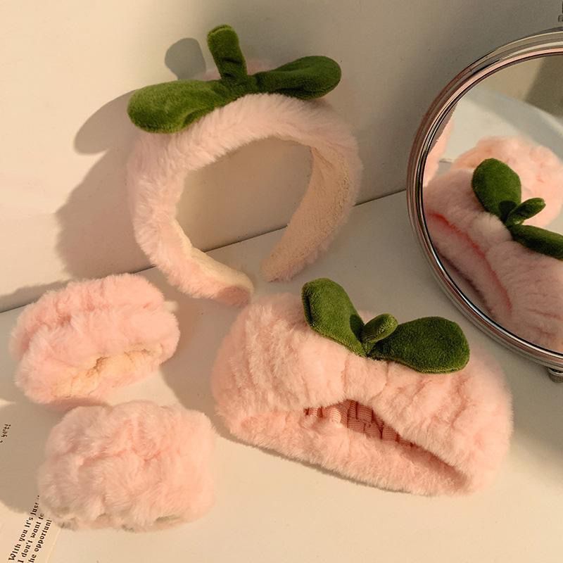 Cute Pink Peach Plush Face Wash Headband for Women, Special Hairband for Small Grass Mask, Non-Slip Headband Hair Accessory