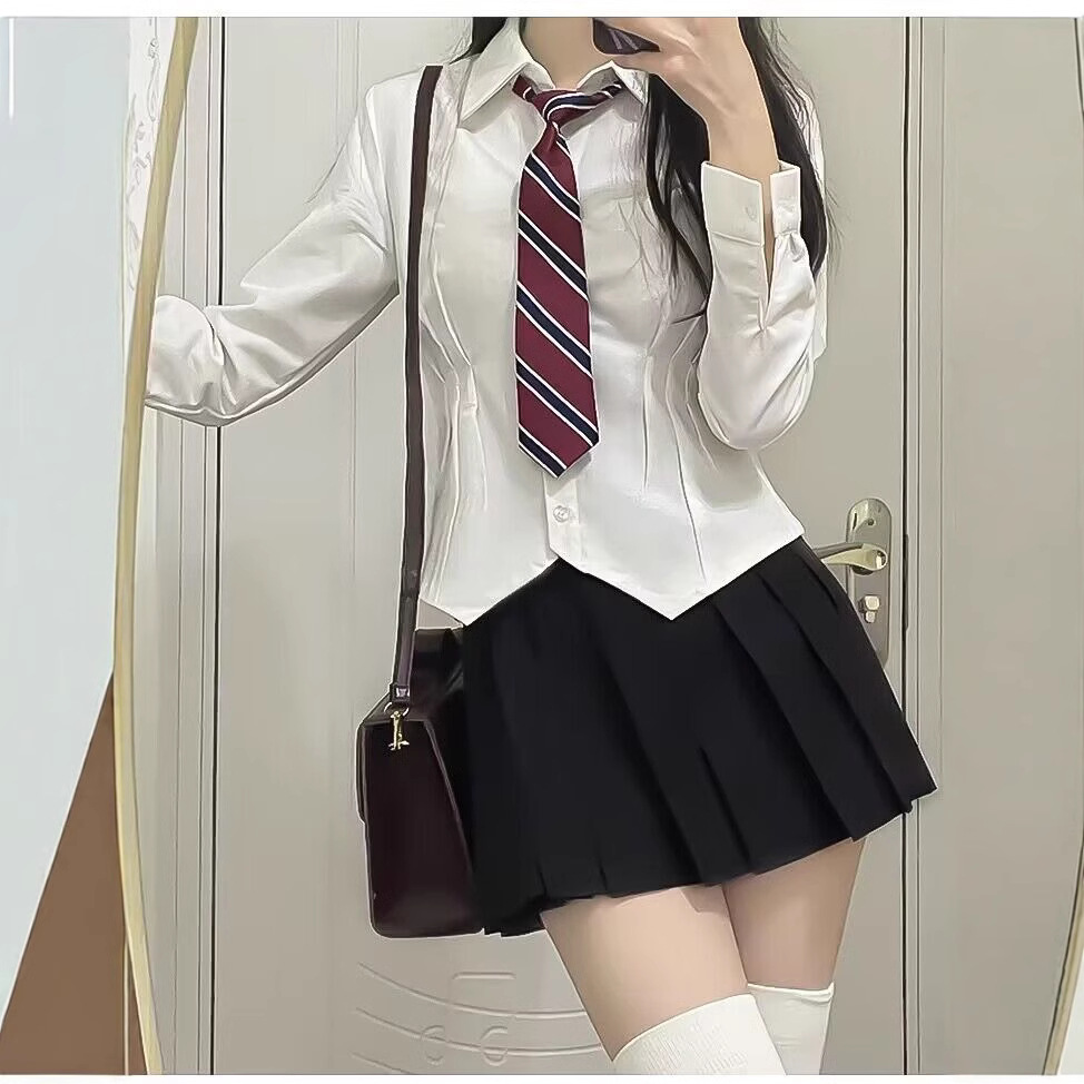 White Shirt Set with a Waist-Cinching and Bust-Enhancing Design, Japanese Jk Style, Pure Desire Style, Sexy and Slim-Fit for Girls