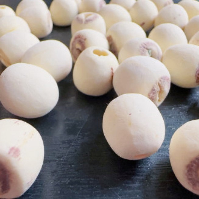 Huihonglianye Xiangtan Lotus Seeds Large General Product Microdermabrasion White Lotus Seeds Wholesale Containing Small Amount of Lotus Core
