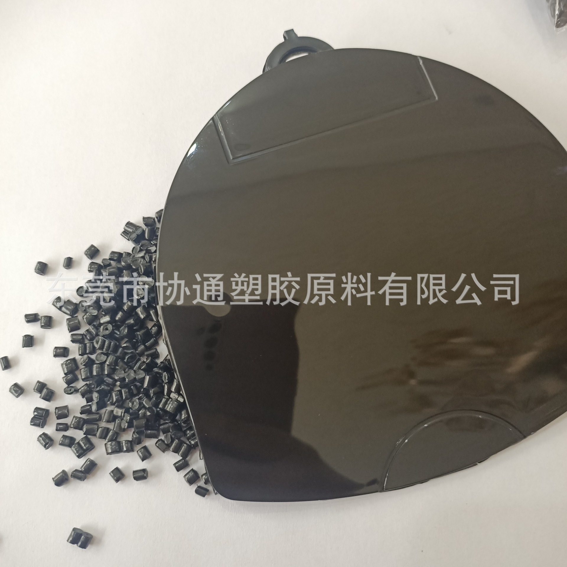 PP Black High-gloss Regeneration Material Black PP High-gloss Particles Polypropylene Black Flap PP Granules