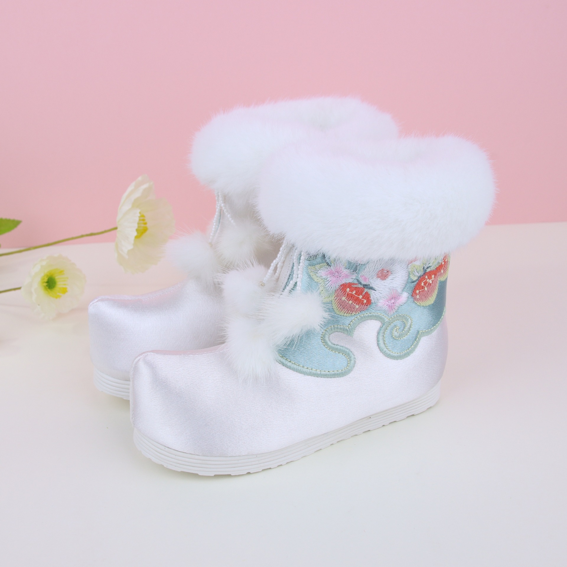 [Rabbit Centipede] 2023 Winter New Girls Han Dynasty Boots Chinese Style Retro Embroidered Plus Velvet Boots Children's Snow Boots