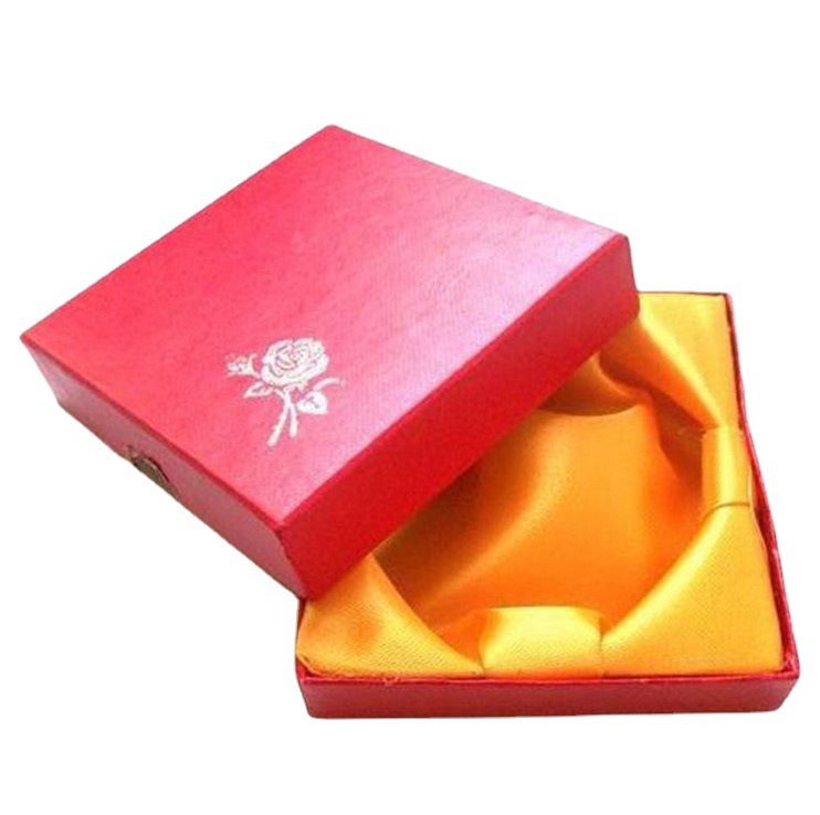 A Plum Blossom Paper Packaging Box Bracelet Box Jewelry Gold Jade Gift Box Jewelry Pendant Manufacturer Wholesale
