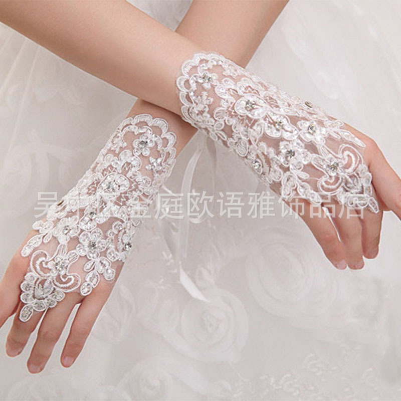 Foreign trade wholesale factory direct bride lace gloves short sunscreen lace gloves sleeve small sequins photo