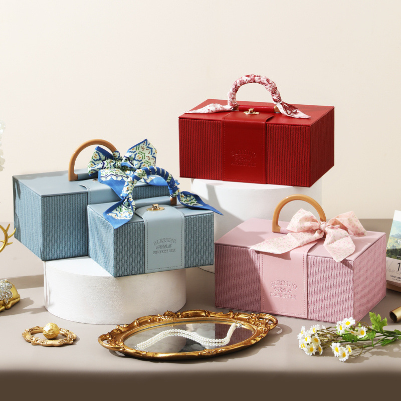 Leather Light Luxury Portable Cosmetic Case High-end Best Man and Bridesmaid Accompanying Gift Box Birthday Gift Box Wedding Return Gift Empty Box