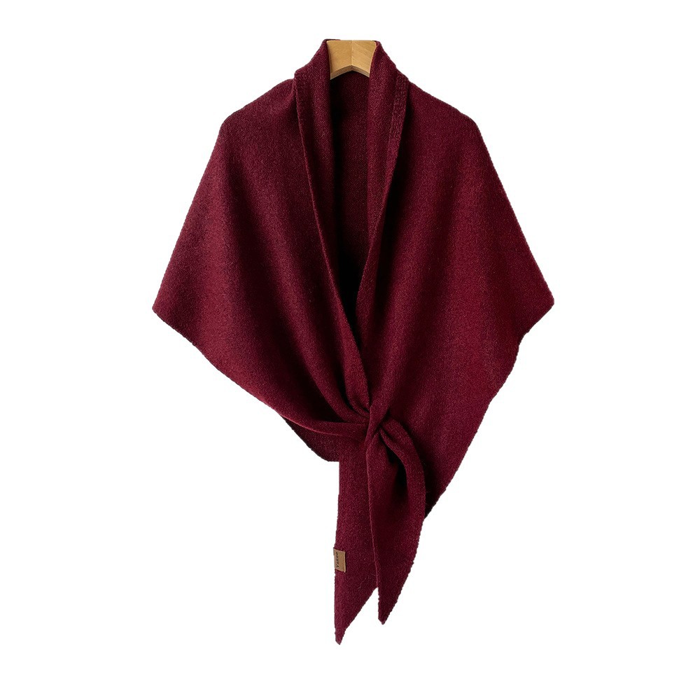 Autumn and Winter New Solid Color Versatile Triangle Scarf Small Shawl for Women, Casual High-End Feel, Warm and Thickened Outer Knit Shoulder Wrap