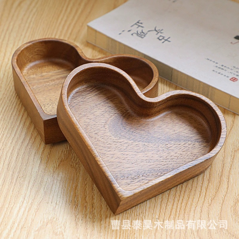 Solid Wood Dried Fruit Plate Walnut Color Heart-Shaped Dried Fruit Plate Japanese Style Solid Wood Tray Stackable Dried Fruit Box Nut Box