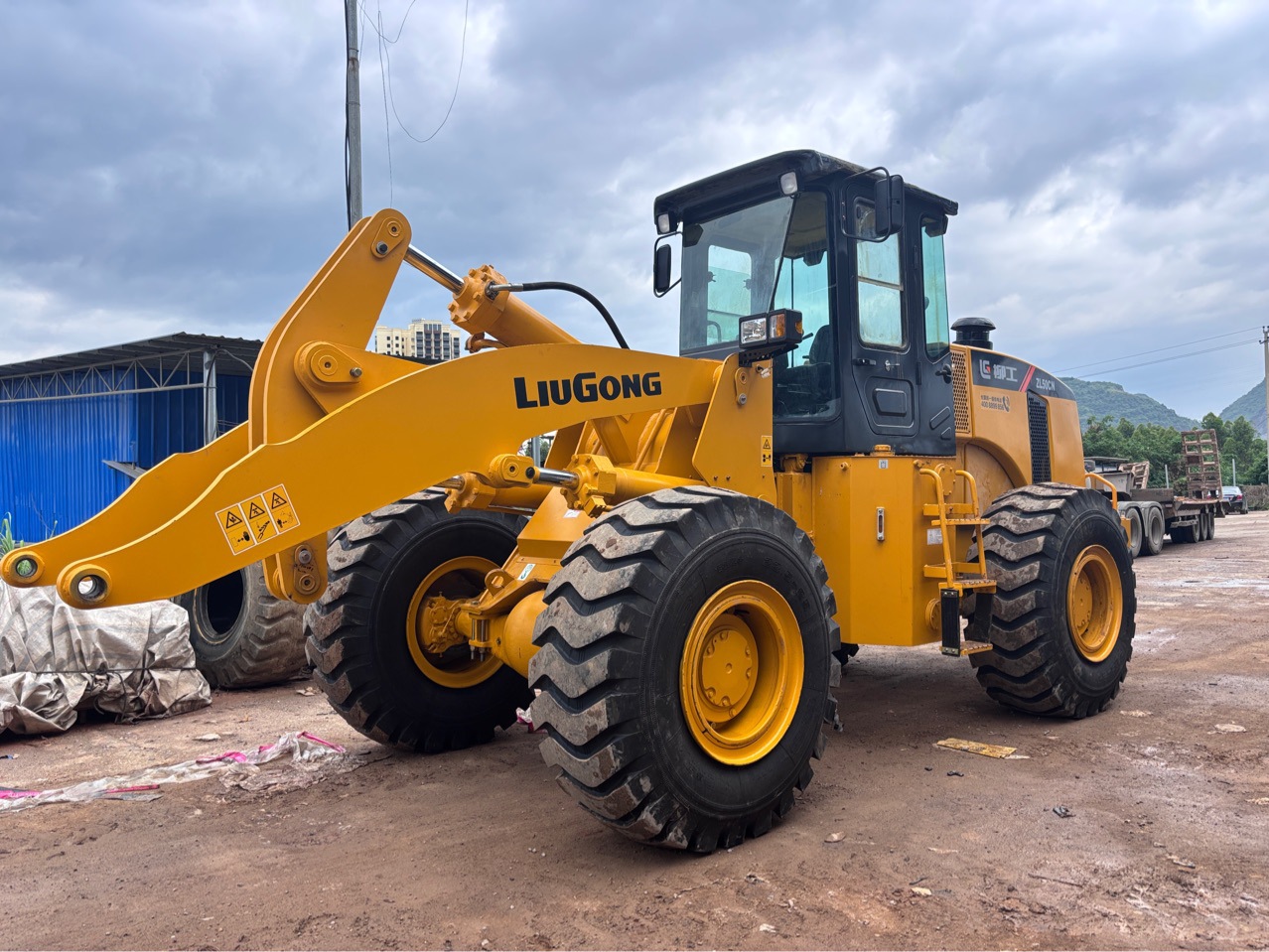 Foreign Trade Direct Sales Exclusively for Liugong 856H Forklifts and 50 Loaders Market Prices,