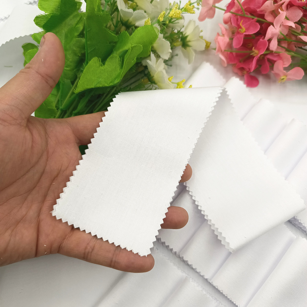 40 Pieces of White Patchwork Fabric Strips for Hair Ties, Quilting Strips, Jelly Rolls