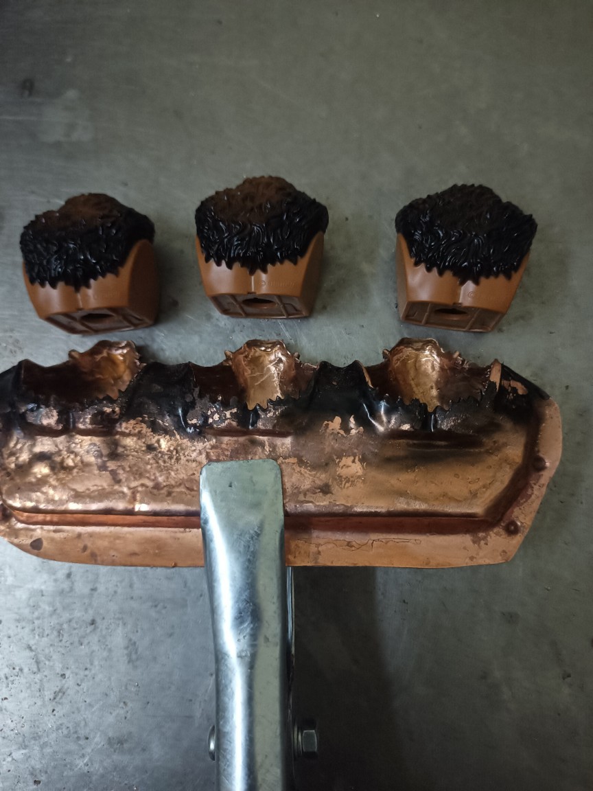 Dongguan Factory Undertakes Various Oil Spray Copper Molds, Spray Paint Molds, Spray Paint Fixtures, Clamp Molds, Side Molds