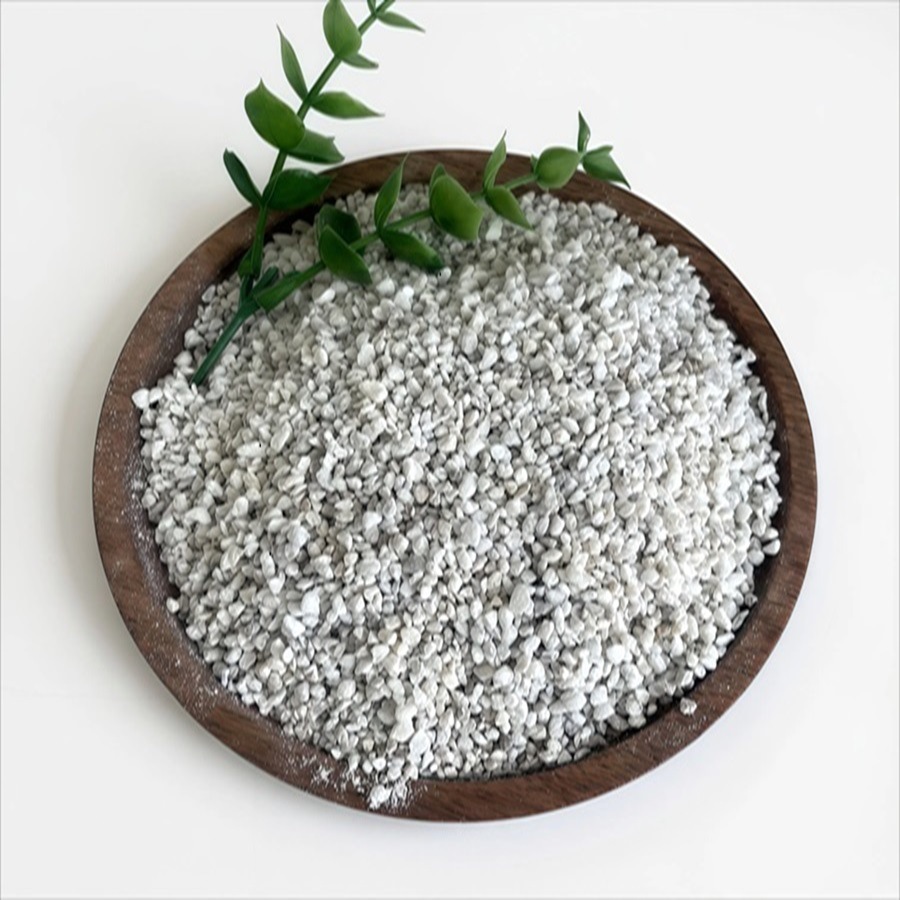 Manufacturer Supplies Expanded Perlite Insulation, Fireproofing, and Granular Materials for Gardening, Planting, and Construction, Large Particles