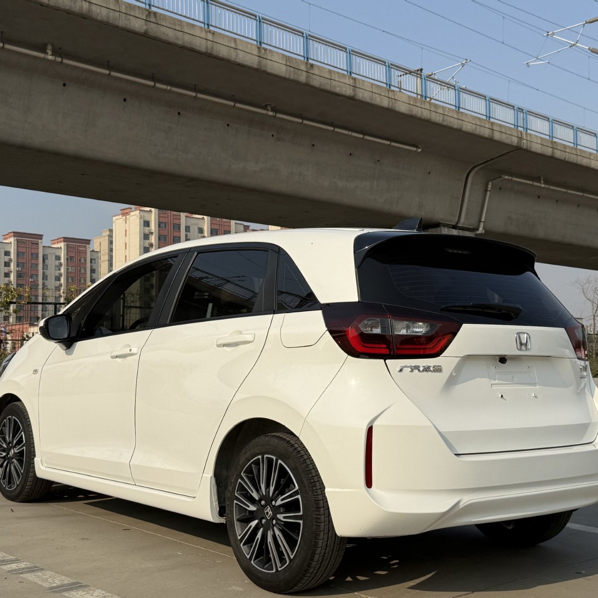 Fit Two-Box Car 2021 1.5L Naturally Aspirated Cvt Five-Speed Transmission Trendy Pro Version