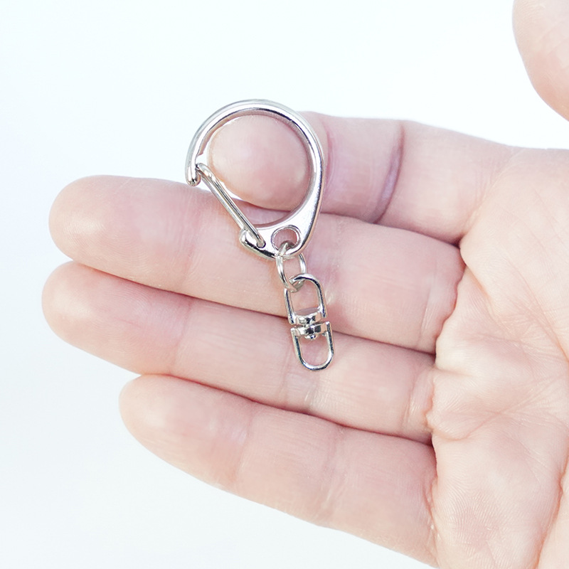 Factory wholesale supply small C buckle jewelry accessories pendant plus rotating 8 buckle metal keychain small D buckle spot