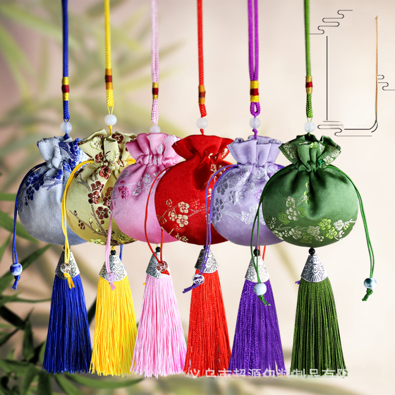 Dragon Boat Festival sachet sachet empty bag portable embroidery car pendant sachet Children Baby fetal hair mosquito repellent lavender