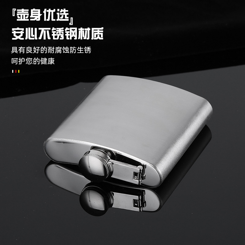 Factory wholesale portable outdoor stainless steel small hip flask portable wine bottle 1-20oz logo